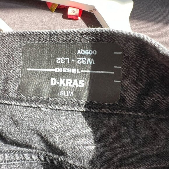 Diesel D-KRAS Slim jeans with collored paint splashed, Black / multi colored, si - Picture 11 of 14